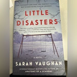 Paperback book. Brand new, never read.